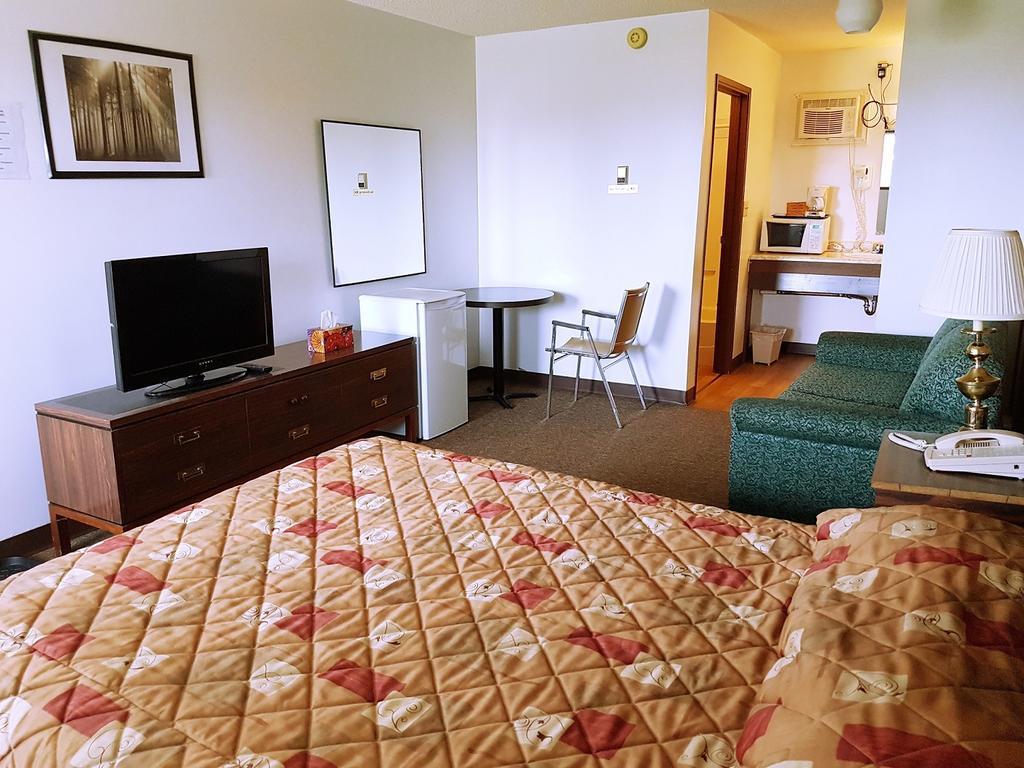 Elk Point Motel & Rv Park Εξωτερικό φωτογραφία